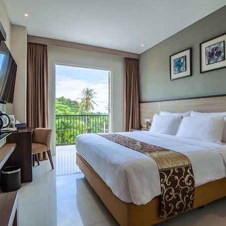 Montana Premier Senggigi Hotell Exteriör bild