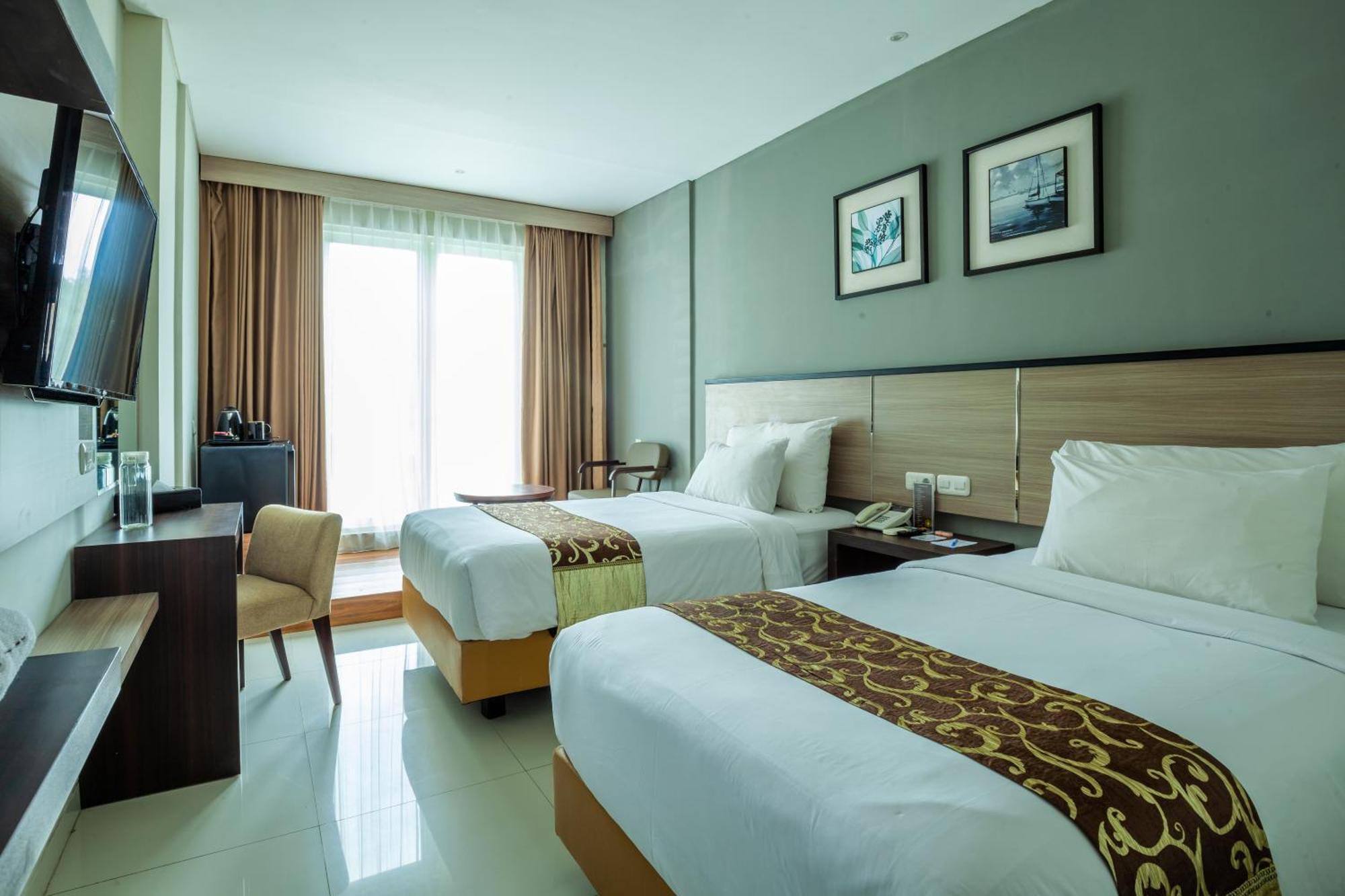 Montana Premier Senggigi Hotell Exteriör bild